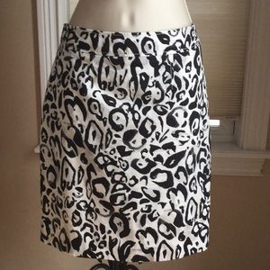 EUC Ann Taylor Loft wild print pencil skirt